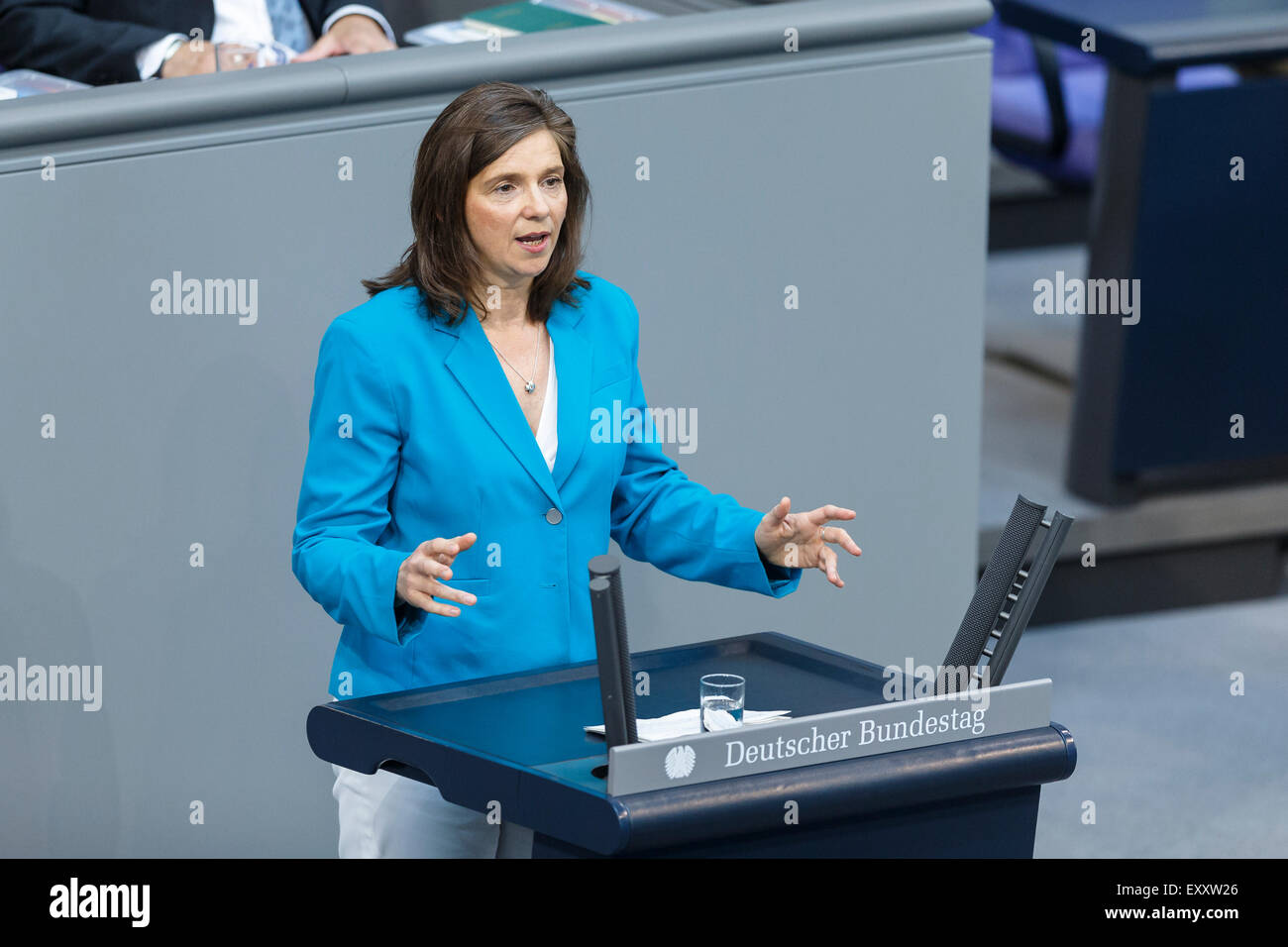 Berlin, Germany. 17th July, 2015. Special session of the German Parliament - consultation of government on the ' negotiations of the Government Federal relative to the concession of financial support for the Hellenic Republic of Greece ' realized at the German Parliament on 17.07.2015 in Berlin, Germany. / Picture: Katrin Göring-Eckardt (Green), co-Chairman of the Green Party. Credit:  Reynaldo Chaib Paganelli/Alamy Live News Stock Photo