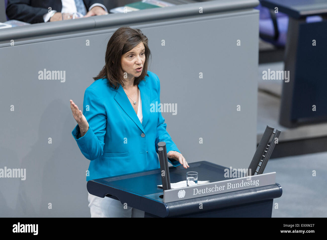 Berlin, Germany. 17th July, 2015. Special session of the German Parliament - consultation of government on the ' negotiations of the Government Federal relative to the concession of financial support for the Hellenic Republic of Greece ' realized at the German Parliament on 17.07.2015 in Berlin, Germany. / Picture: Katrin Göring-Eckardt (Green), co-Chairman of the Green Party. Credit:  Reynaldo Chaib Paganelli/Alamy Live News Stock Photo