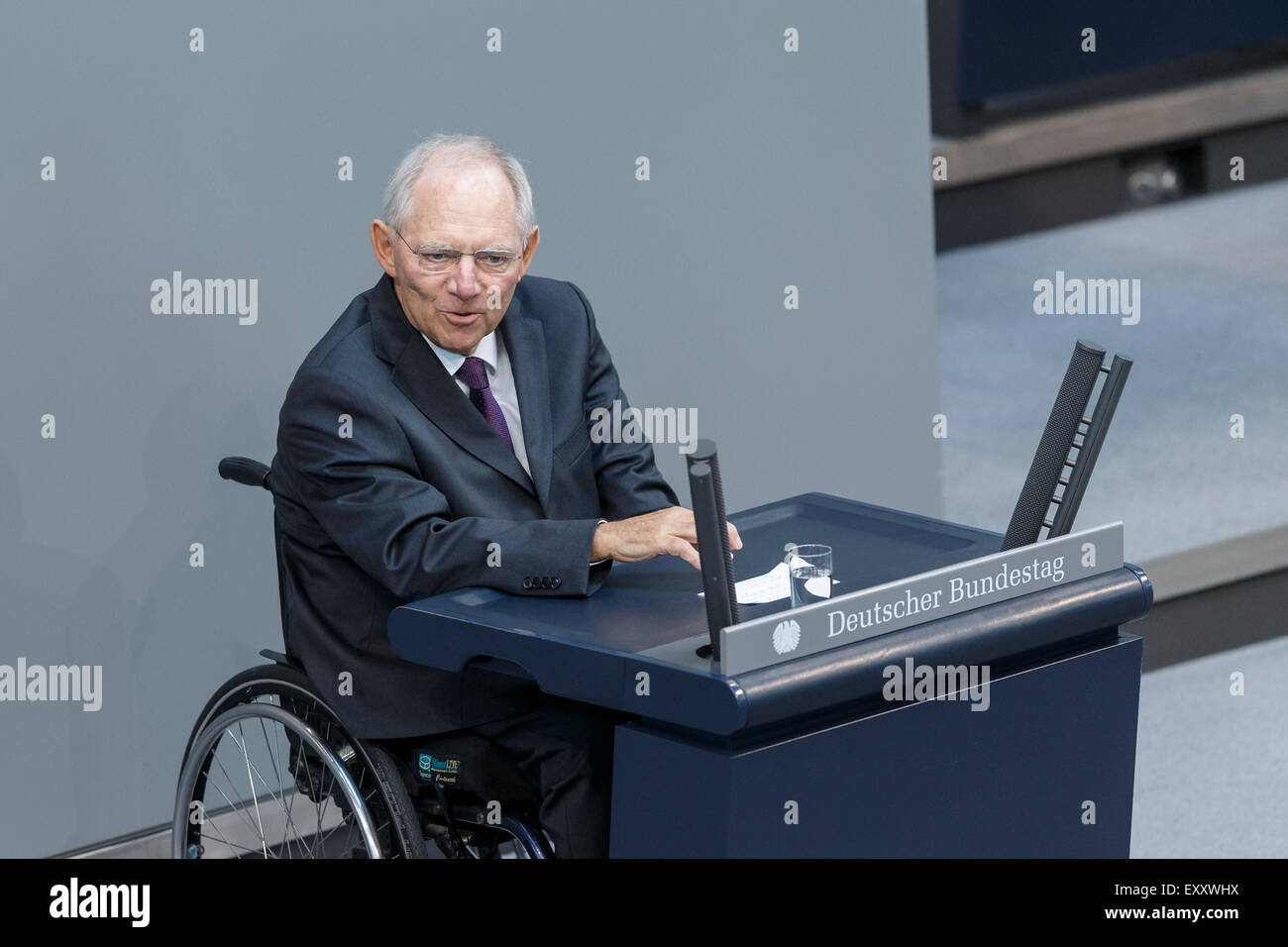 Berlin, Germany. 17th July, 2015. Special session of the German Parliament - consultation of government on the ' negotiations of the Government Federal relative to the concession of financial support for the Hellenic Republic of Greece ' realized at the German Parliament on 17.07.2015 in Berlin, Germany. / Picture: Wolfgang Schäuble (CDU), German Minister of Finance, during his speech at the session of the german Parliament relative to the concession of financial support for the Hellenic Republic of Greece. Credit:  Reynaldo Chaib Paganelli/Alamy Live News Stock Photo