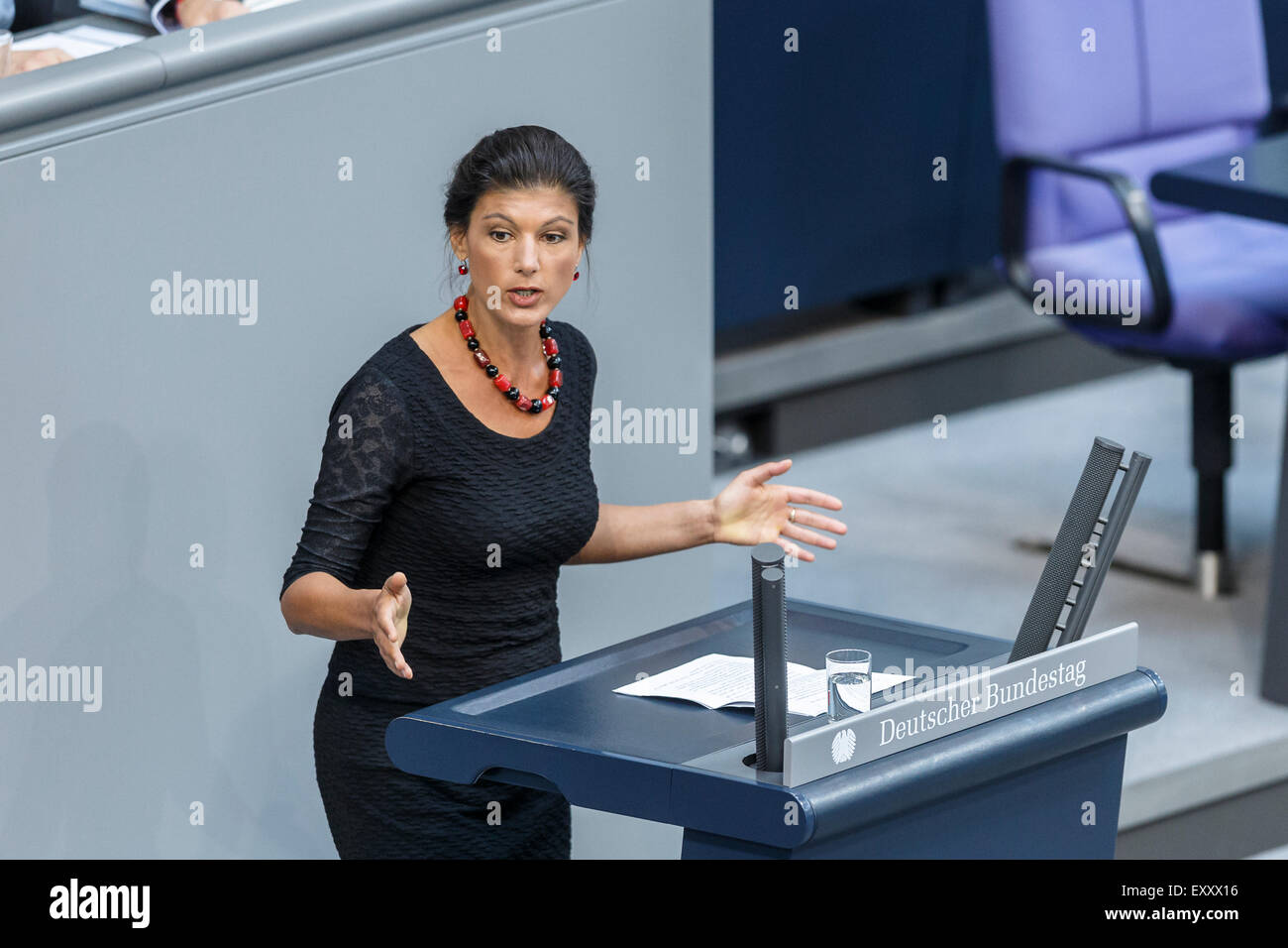 Berlin, Germany. 17th July, 2015. Special session of the German Parliament - consultation of government on the ' negotiations of the Government Federal relative to the concession of financial support for the Hellenic Republic of Greece ' realized at the German Parliament on 17.07.2015 in Berlin, Germany. / Picture: Sahra Wagenknecht, Di Linke Party. Credit:  Reynaldo Chaib Paganelli/Alamy Live News Stock Photo