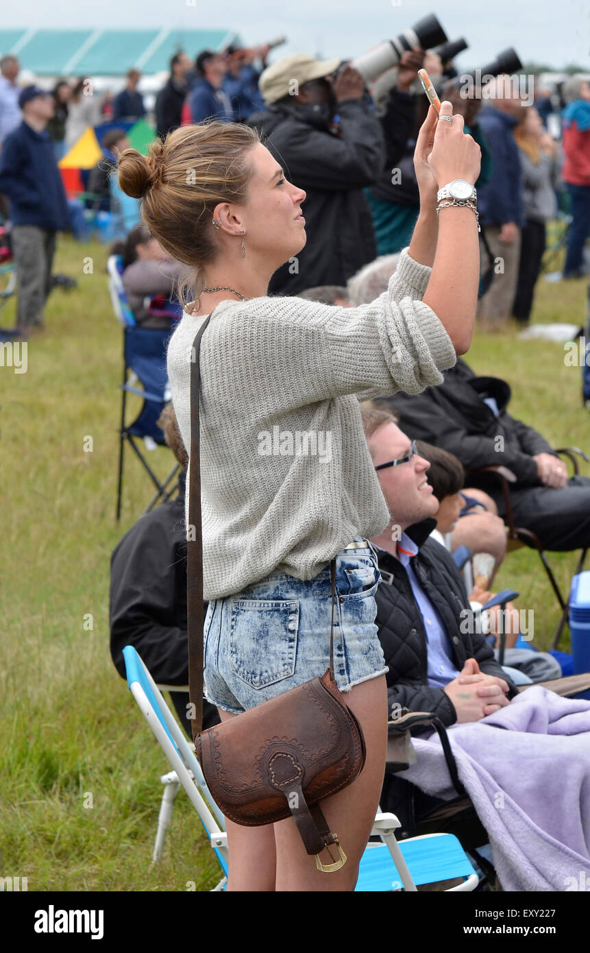 Crowds watch the air displays at RIAT 2015, Fairford, UK.  Credit:  Antony Nettle/Alamy Live News Stock Photo