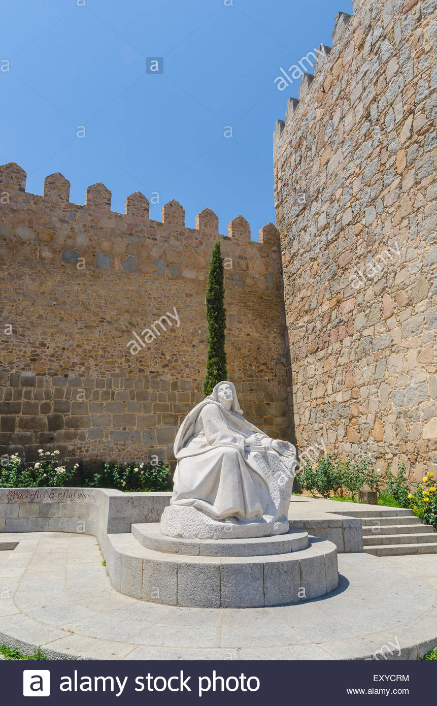 Saint Therese Statue High Resolution Stock Photography and Images - Alamy