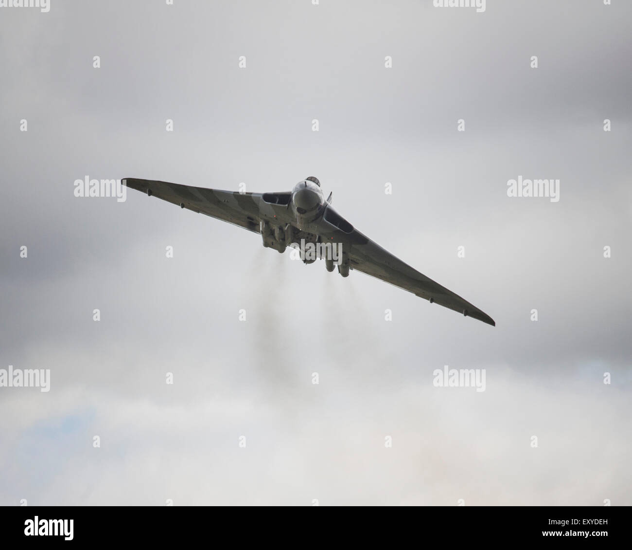 Preserved Raf Avro Vulcan Cold War V-bomber Flying At The 2015 