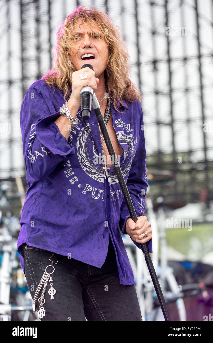 Oshkosh, Wisconsin, USA. 16th July, 2015. Singer DAVID COVERDALE of Whitesnake performs live with his band at the Rock USA music festival in Oshkosh, Wisconsin © Daniel DeSlover/ZUMA Wire/Alamy Live News Stock Photo