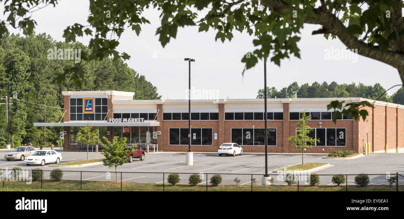 Aldi supermarkets hires stock photography and images Alamy