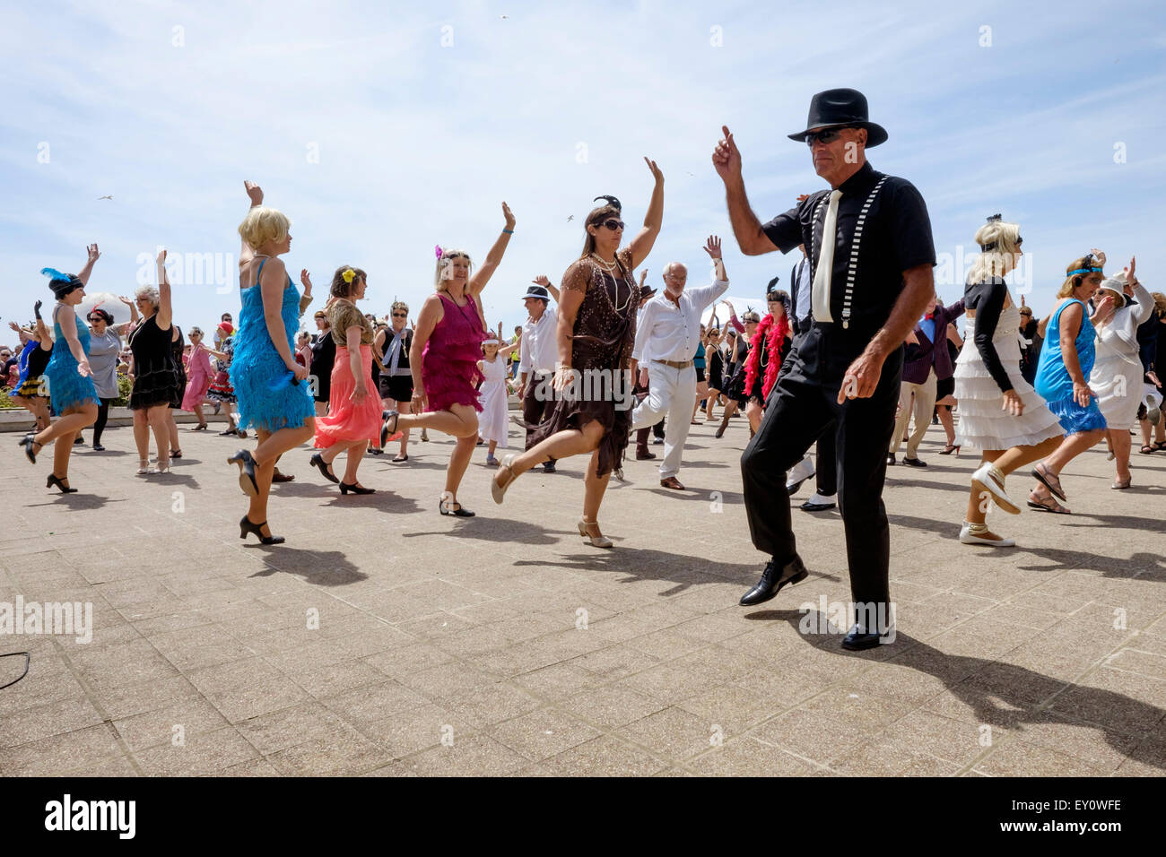 Bexhill Roaring 20's on 18/07/2015 at De La Warr Pavilion, Bexhill. Pictured: A world record attempt for the most people doing the Charleston. The dancers had to dance for a total of 5 minutes. A new record of 503 was set. Picture by Julie Edwards/Alamy Live News Stock Photo