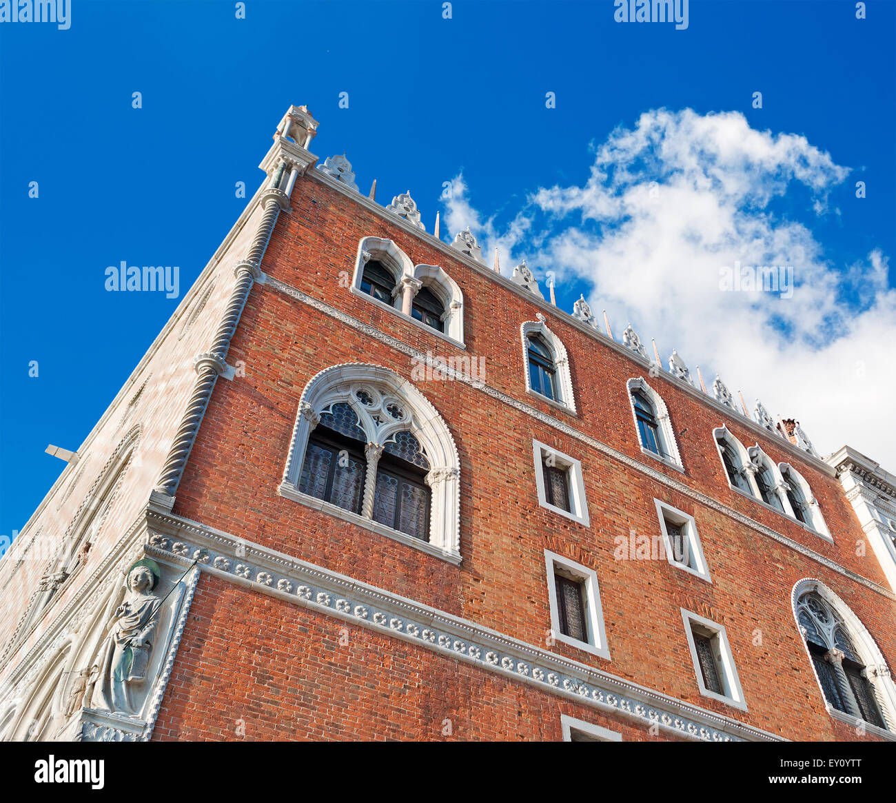 Doges palace under hi-res stock photography and images - Alamy