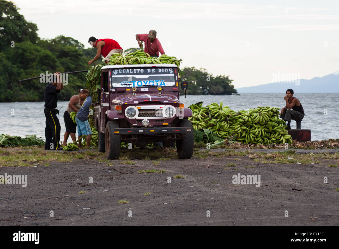 Unloading bananas for export on Altagracia Port Terminal in Ometepe