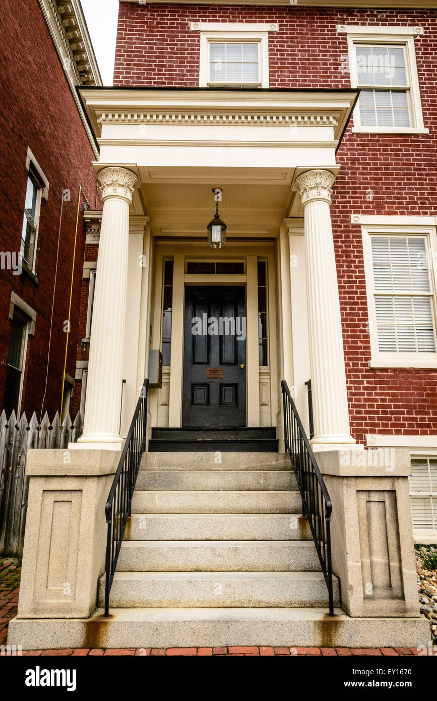 Historic Richmond Foundation offices, Allen Double House, 4 East Main