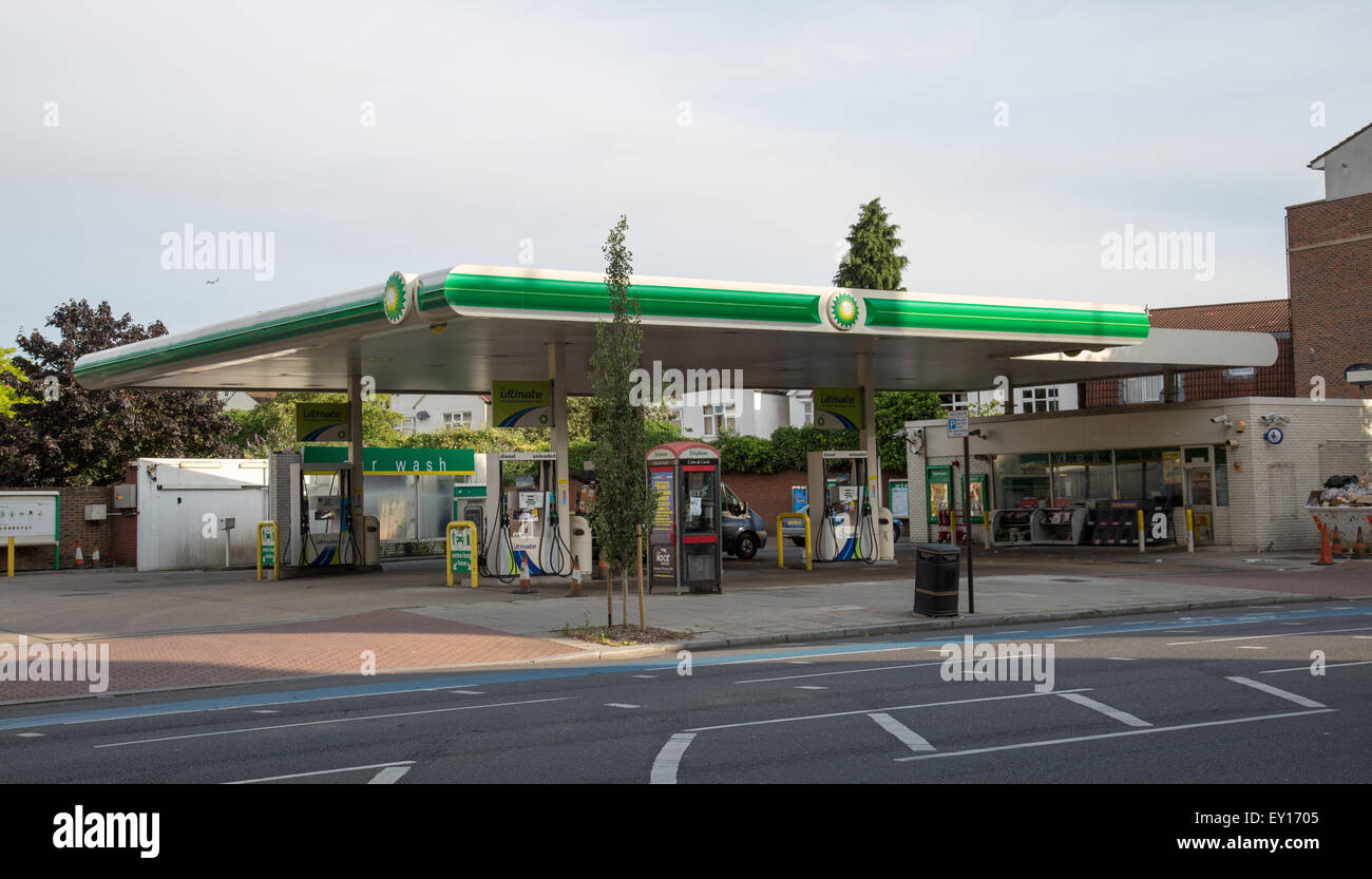 Bp garage hires stock photography and images Alamy