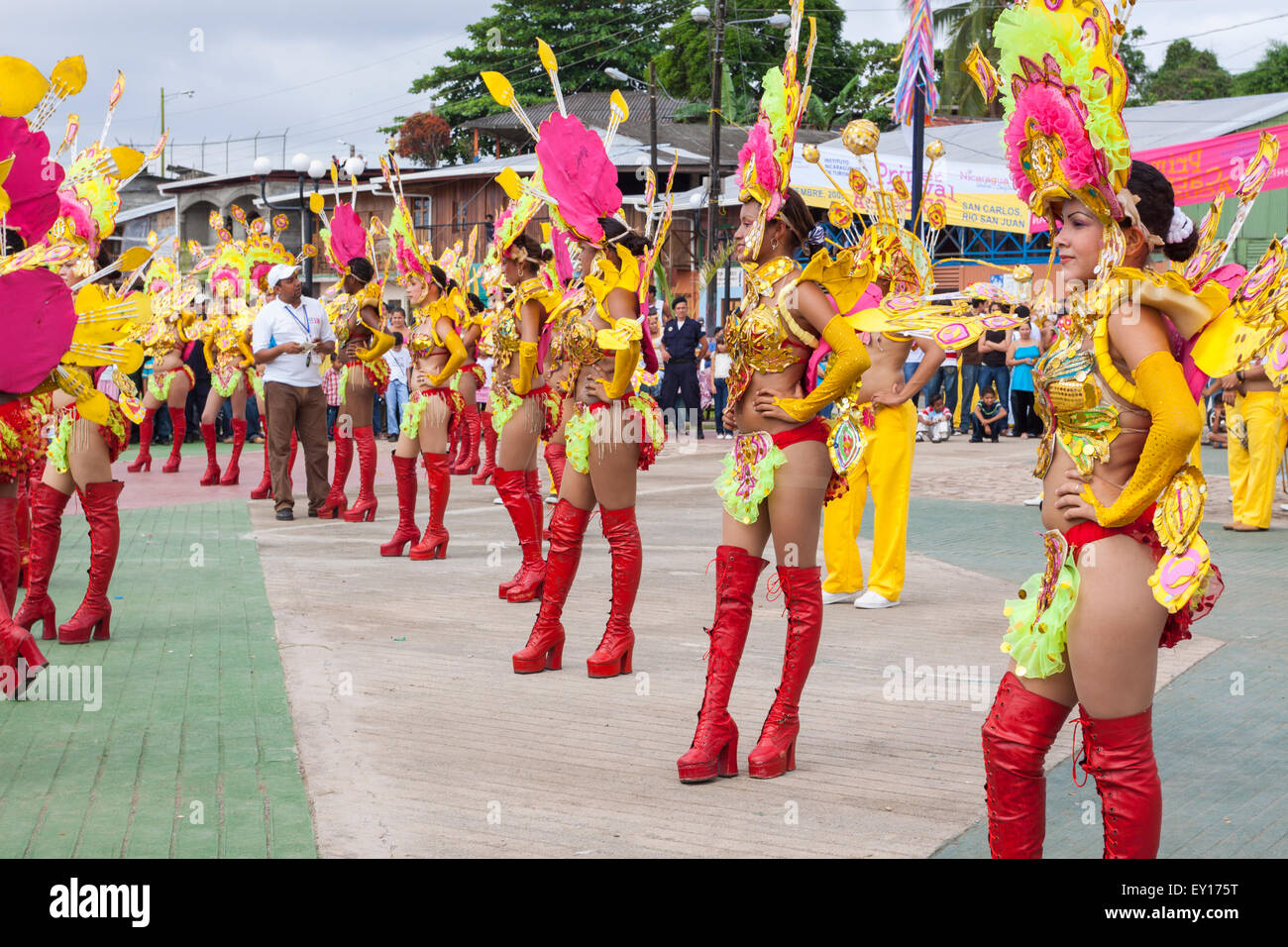Carnival dancers at I Carnaval Acuático of San Carlos Río San Juan,  Nicaragua Stock Photo - Alamy