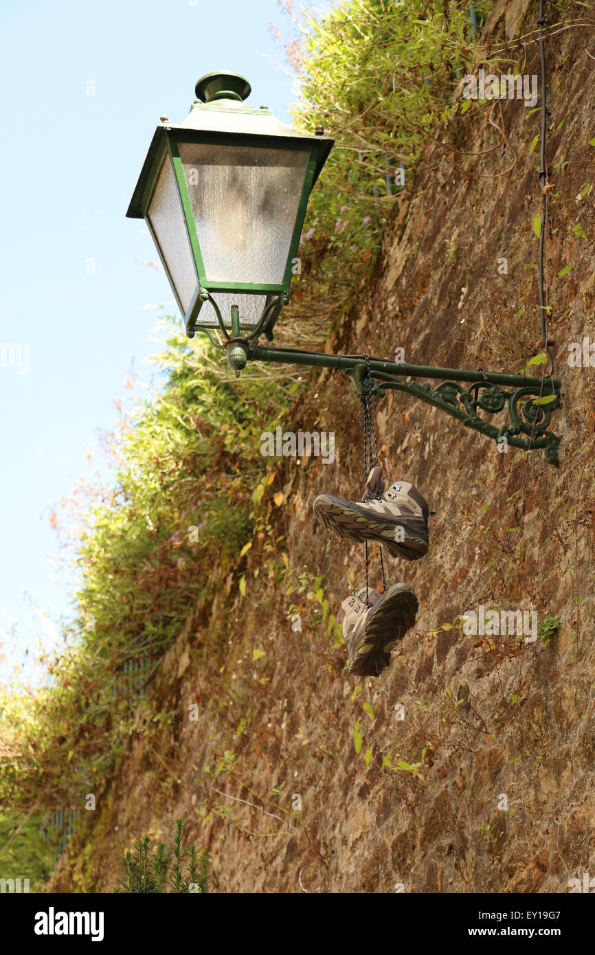 camino de santiago shoes