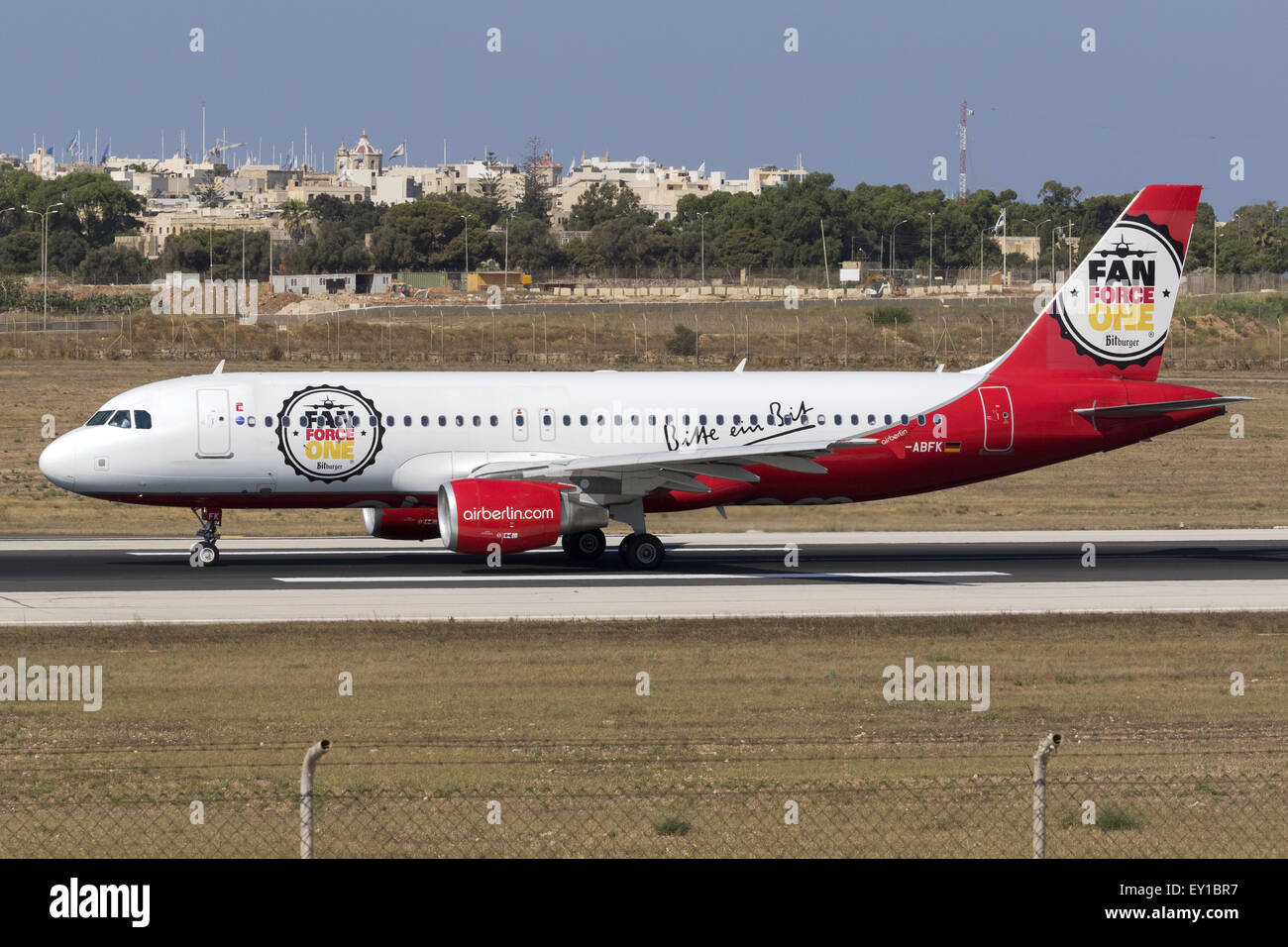 air force one new paint scheme
