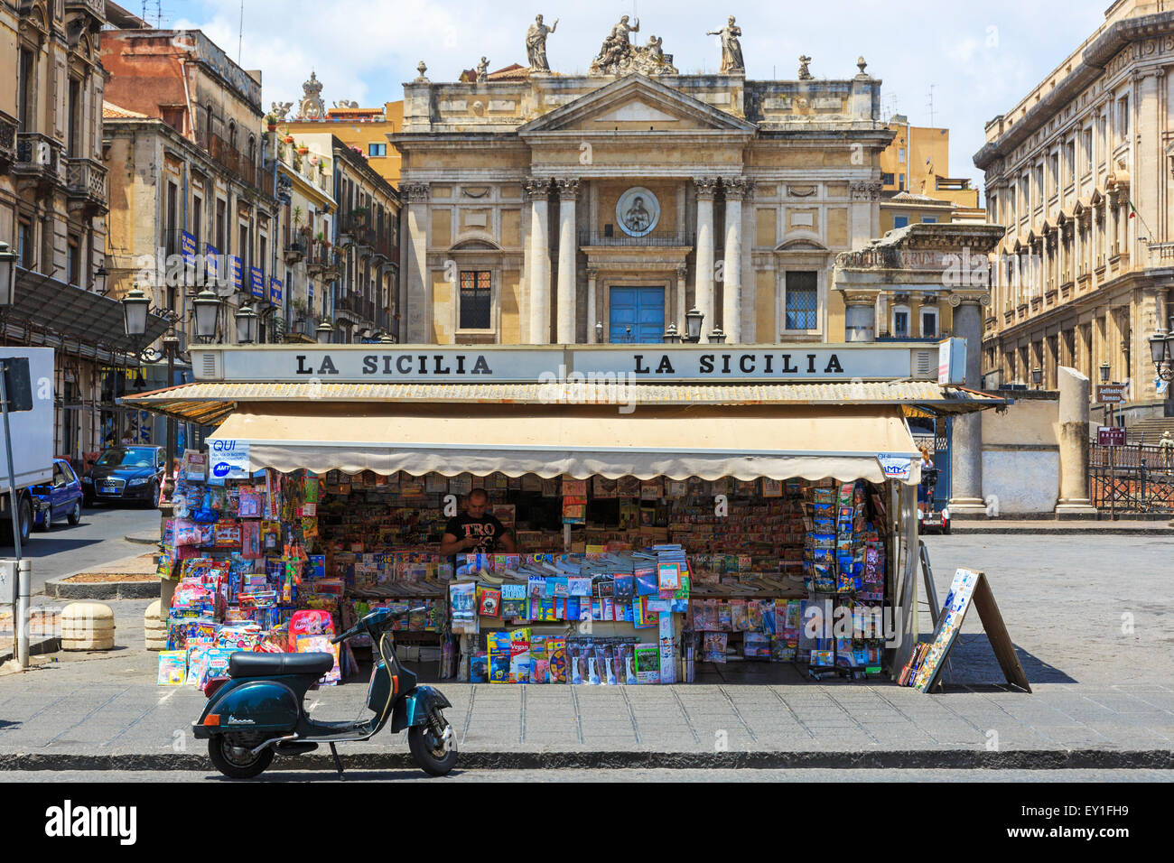 Sicily retail hi-res stock photography and images - Alamy