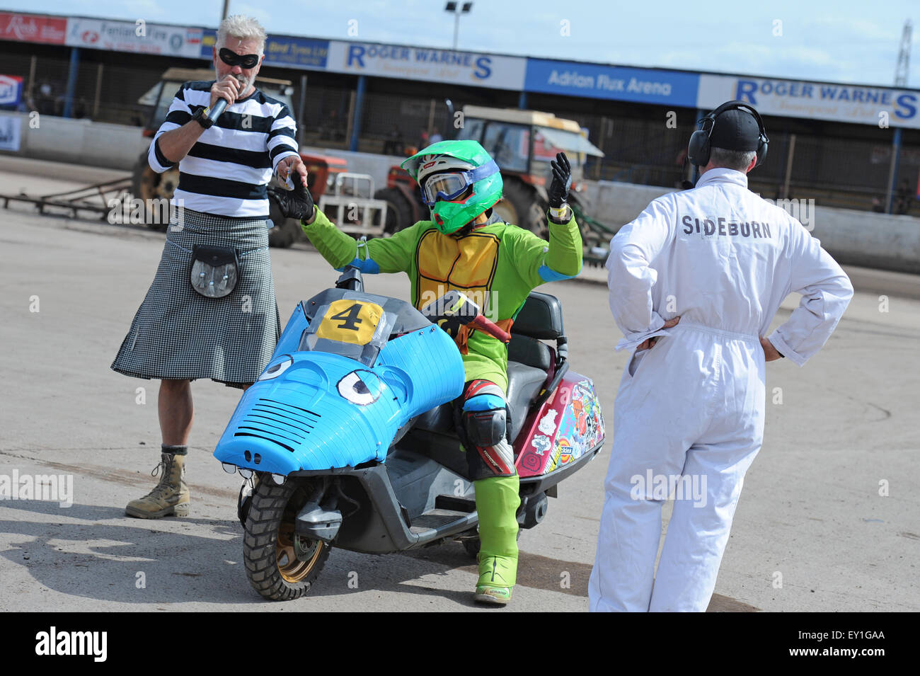 Kings Lynn, Norfolk, UK. 18/07/2015. Rider dressed as Teenage