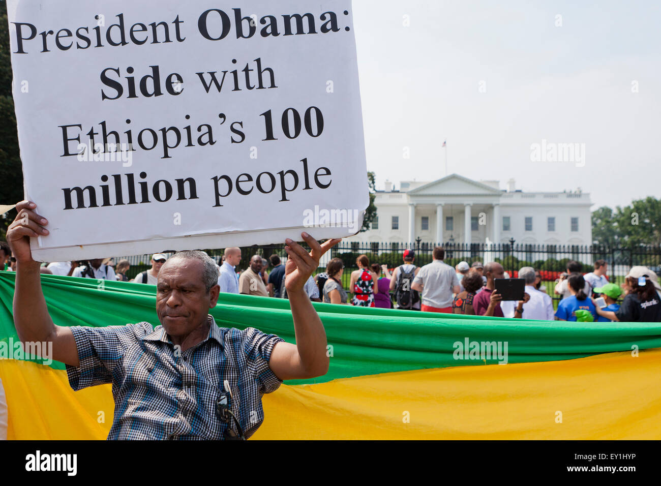 Ethiopian Americans protest outside of the White House against president Obama's planned official visit to Ethiopia Stock Photo