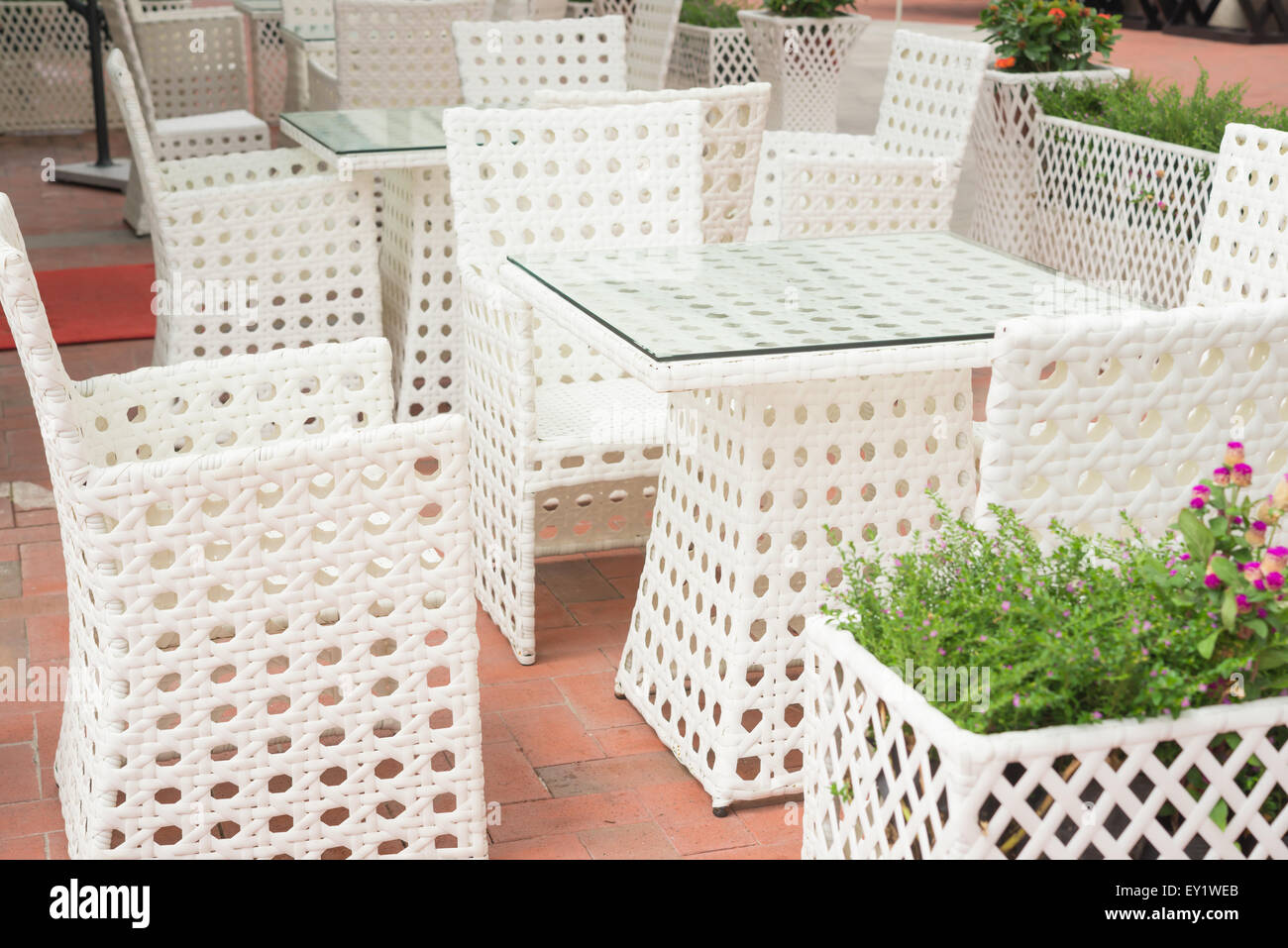 White rattan furniture hires stock photography and images Alamy