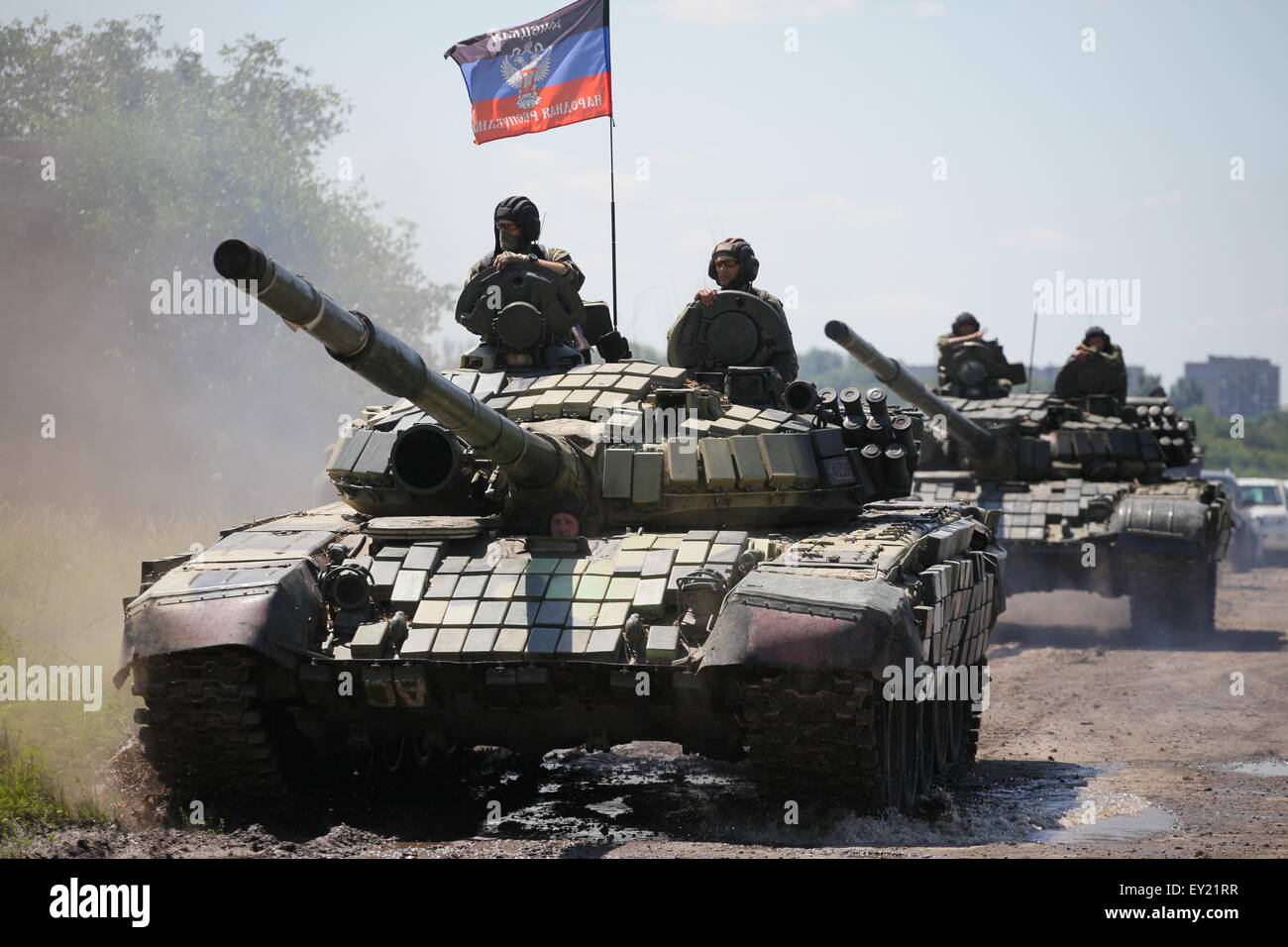 Donetsk Region Ukraine 19th July 15 Donetsk People S Republic Troops Unilaterally Withdraw Military Hardware Equipped With Guns With A Diameter Greater Than 100mm To A Distance Of 3km Away From The Frontline