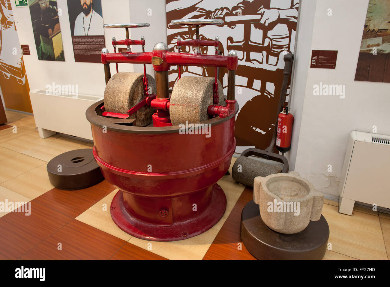 Large vintage grinder in Chocolate Museum Museu de la Xocolata in