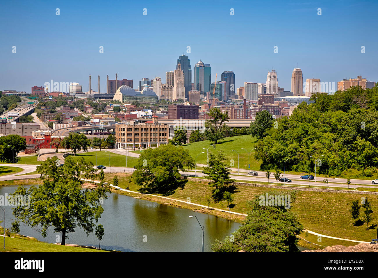 321,422 Kansas City Missouri Stock Photos, High-Res Pictures, and