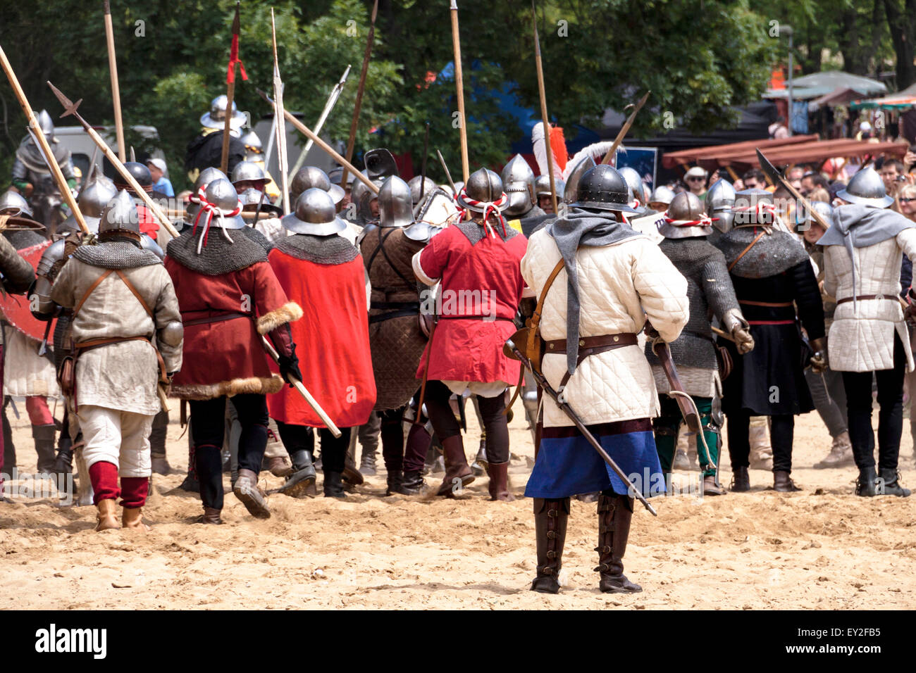 Dressed As Medieval Knights Fight High Resolution Stock Photography and  Images - Alamy