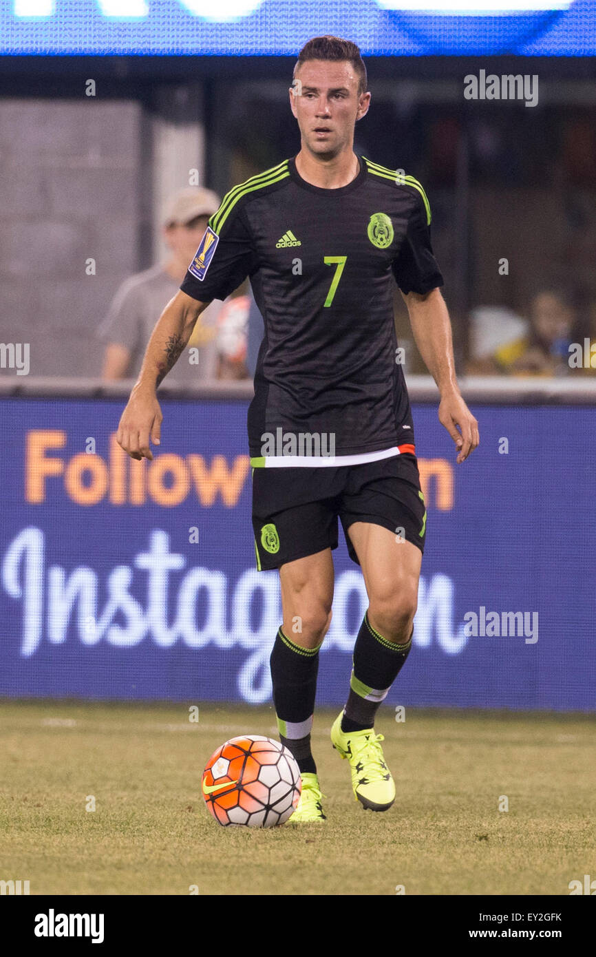 July 19, 2015: Mexico defender Miguel Layun (7) in action during the CONCACAF Gold Cup 2015 Quarterfinal match between the Costa Rica and Mexico at MetLife Stadium in East Rutherford, New Jersey. Mexico won 1-0. (Christopher Szagola/Cal Sport Media) Stock Photo