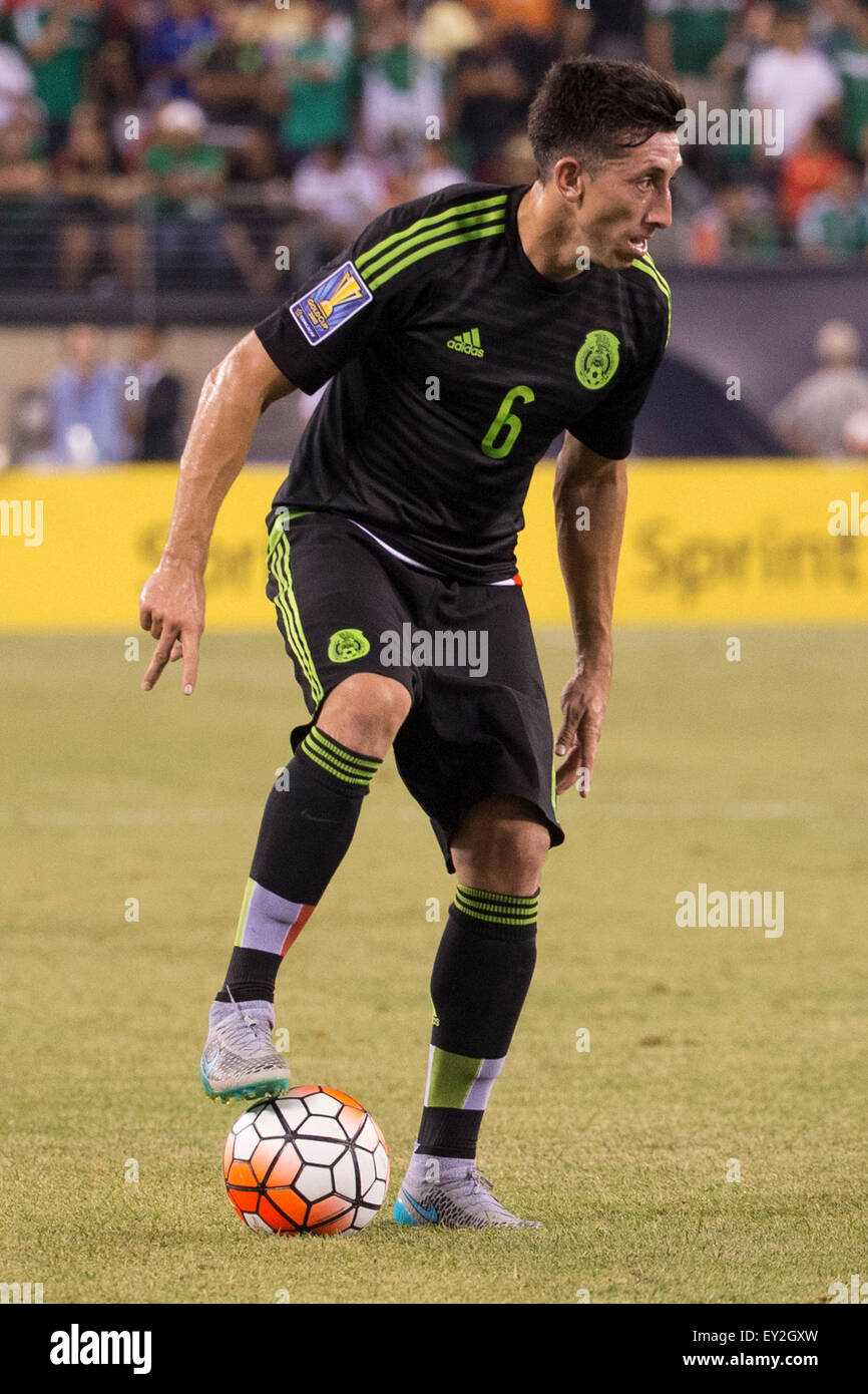 July 19, 2015: Mexico midfielder Hector Herrera (6) in action during the CONCACAF Gold Cup 2015 Quarterfinal match between the Costa Rica and Mexico at MetLife Stadium in East Rutherford, New Jersey. Mexico won 1-0. (Christopher Szagola/Cal Sport Media) Stock Photo
