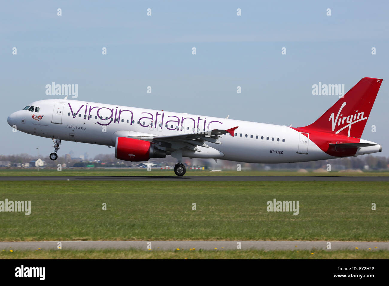 Amsterdam, Netherlands - April 21, 2015: A Virgin Atlantic Airbus A320 with the registration EI-DEO taking off from Amsterdam Ai Stock Photo