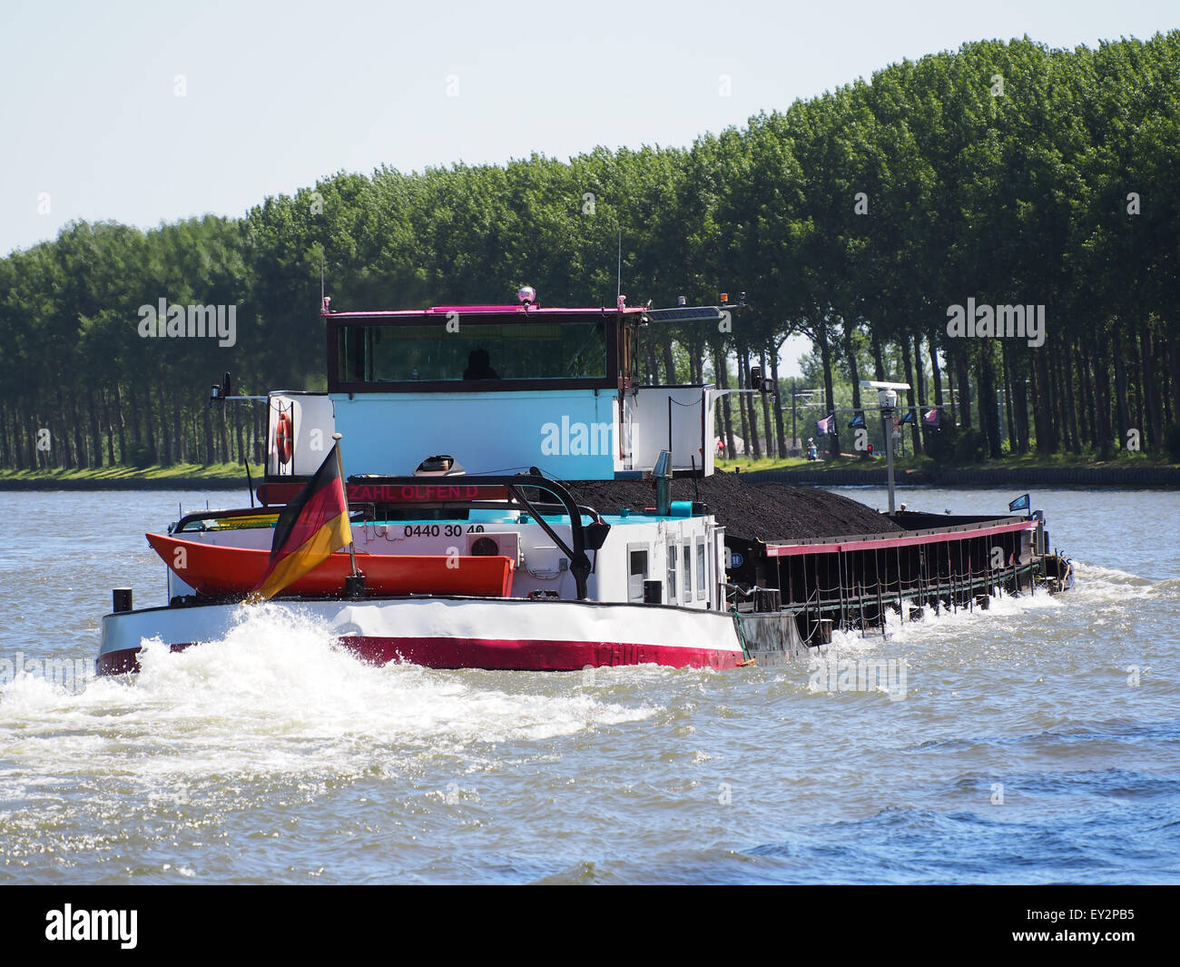 The RC3BCbezahl, a container ship and oil tanker, operates on the ...