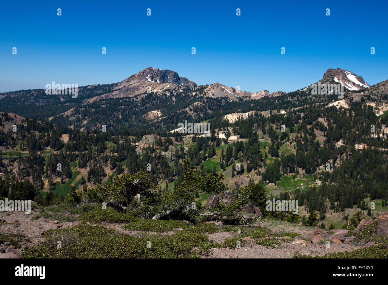 Chain of dormant volcanos including Diamond Peak Lassen Volcanic