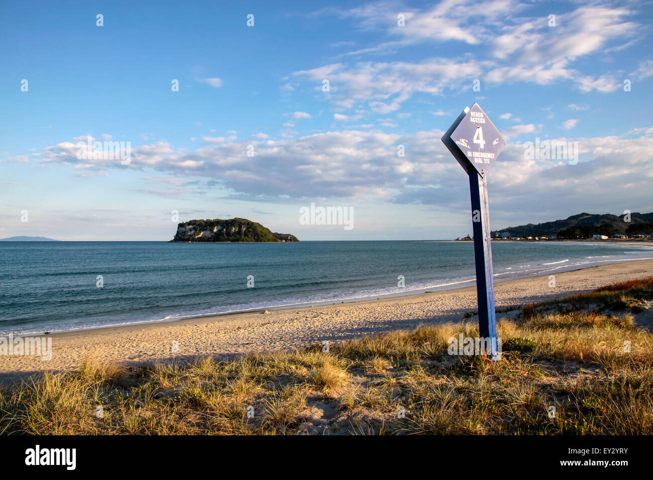 Whangamata new zealand hires stock photography and images Alamy