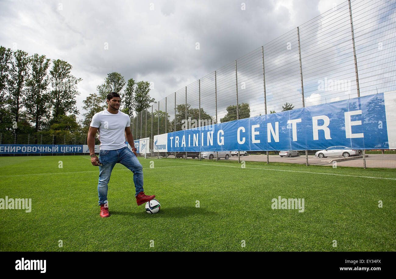 (150721) -- SAINT PETERSBURG, July 21, 2015 (XINHUA) -- Photo taken on July 20, 2015 shows Hulk of the FC Zenit Saint Petersburg poses with football after being interviewed at the training site in Saint Petersburg, Russia. Russia will host the FIFA World Cup soccer tournament in 2018. (Xinhua/Li Ming) Stock Photo