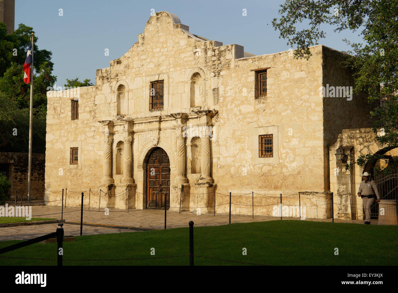 History's new miniseries 'Texas Rising' premiere at The Alamo ...
