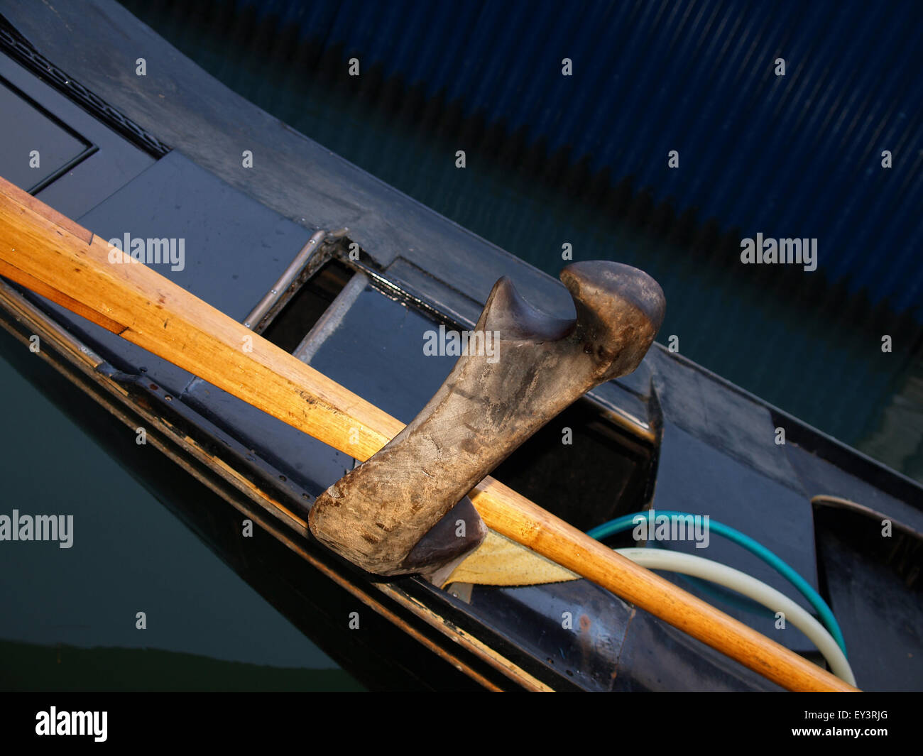Oar lock hi-res stock photography and images - Alamy