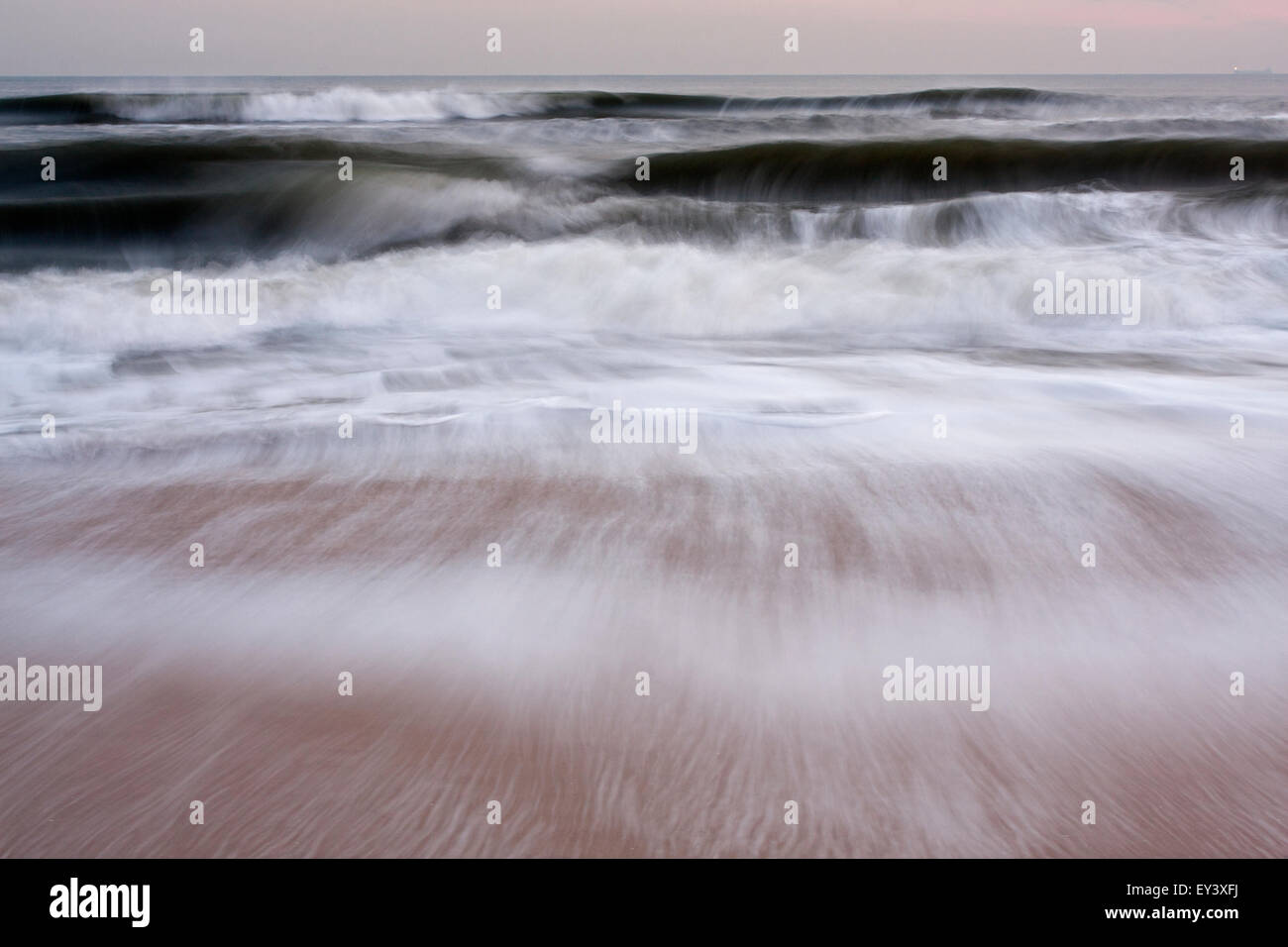 Sandy waves hi-res stock photography and images - Alamy