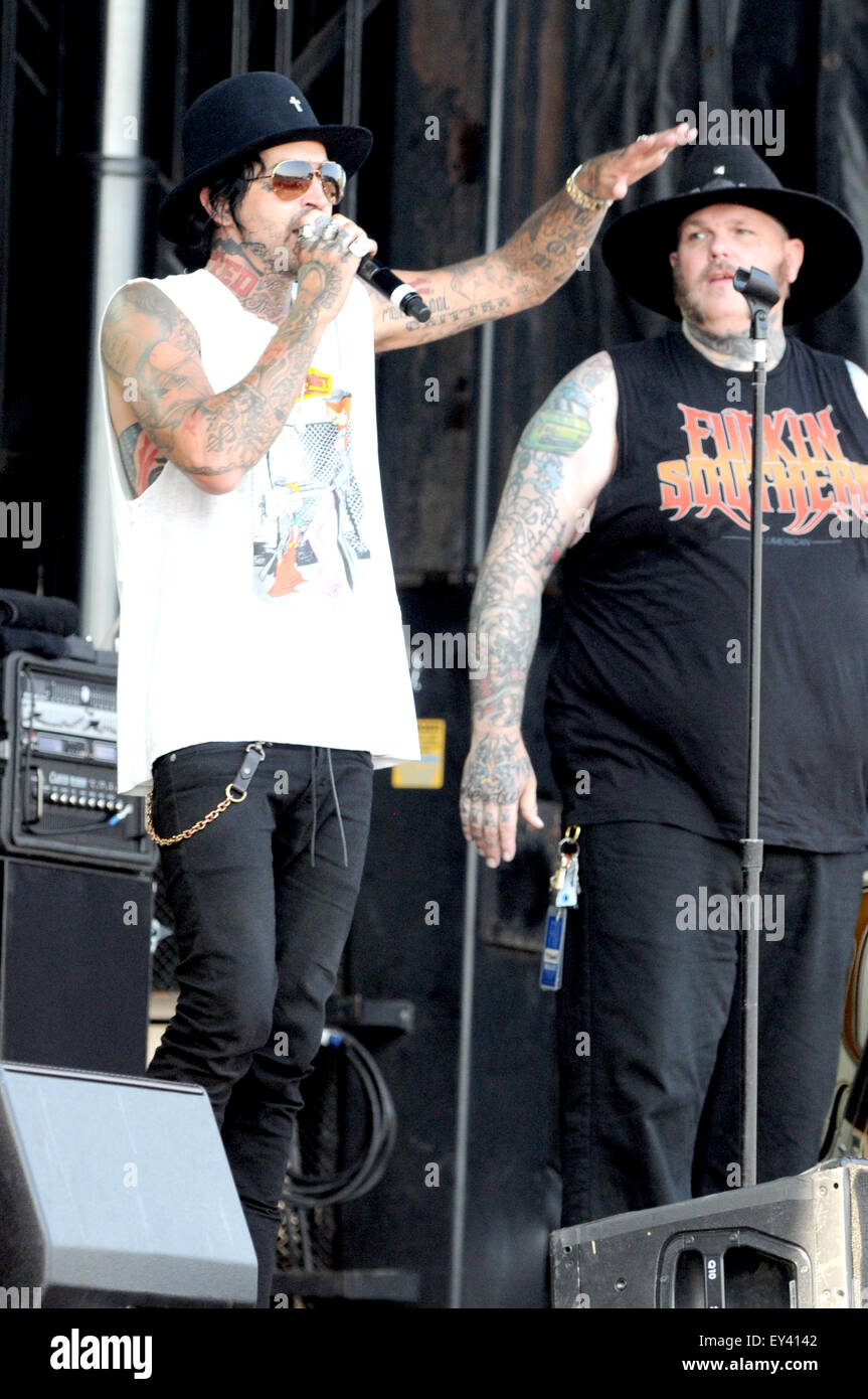 Chevelle \, image size:863x1390