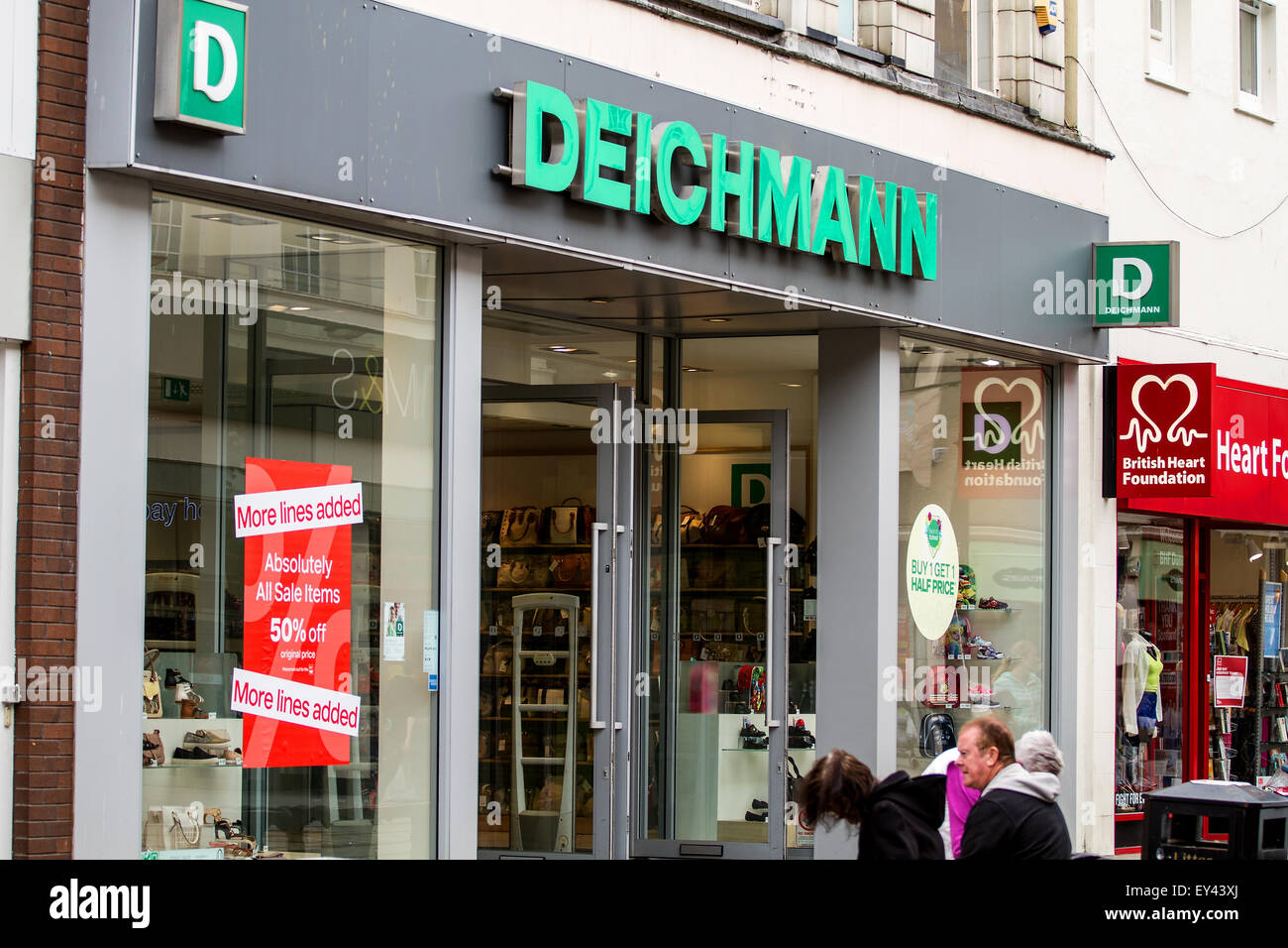 Dundee, Scotland, UK. 21st July, 2015. Sales: Mid Summer Sales in Dundee.  German shoe company Deichmann along the Murraygate advertising summer sales  50% reductions on their products. The Heinrich Deichmann-Schuhe GmbH &