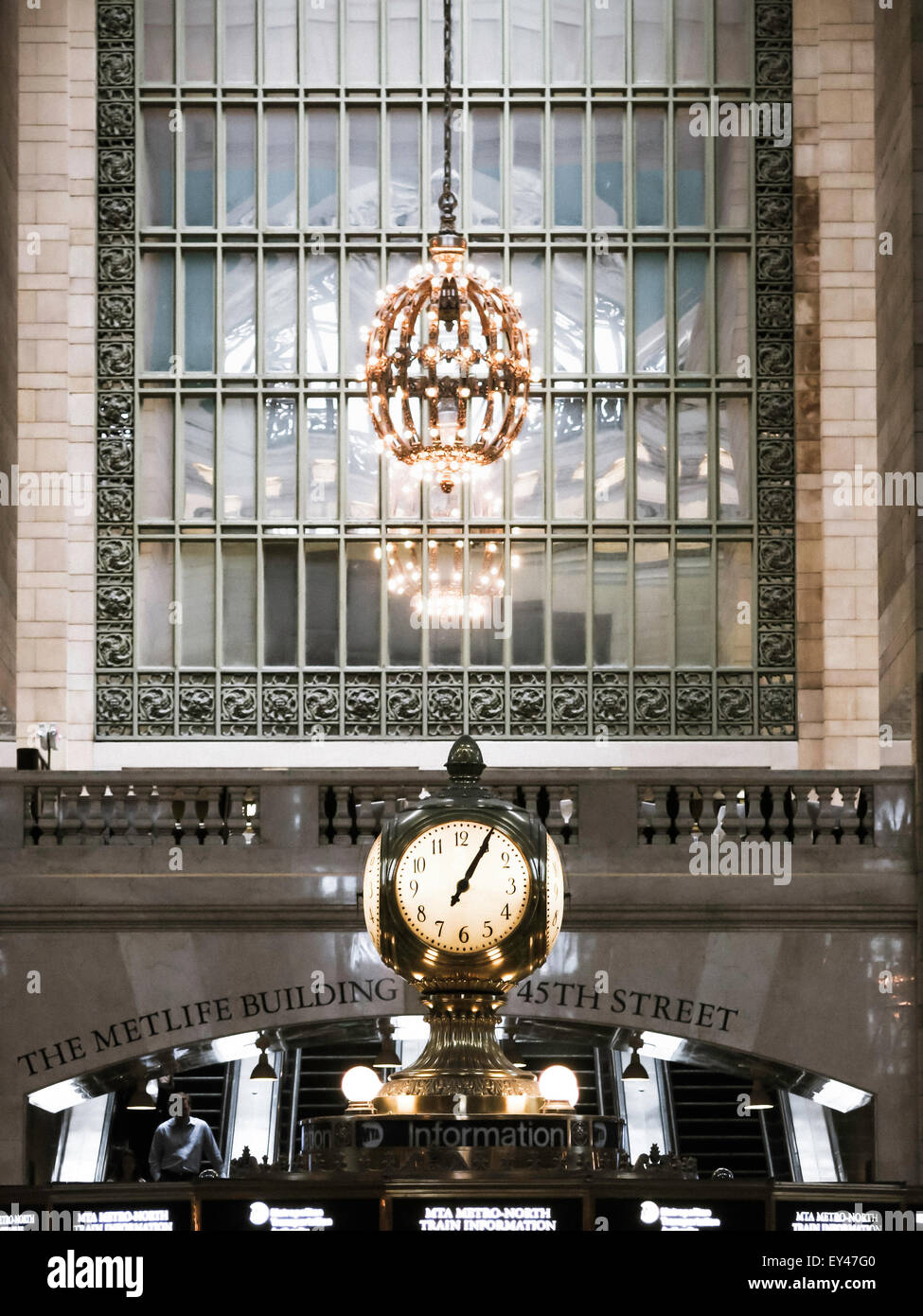 Clock on Information Booth on Grand Central Terminal, NYC, USA Stock Photo