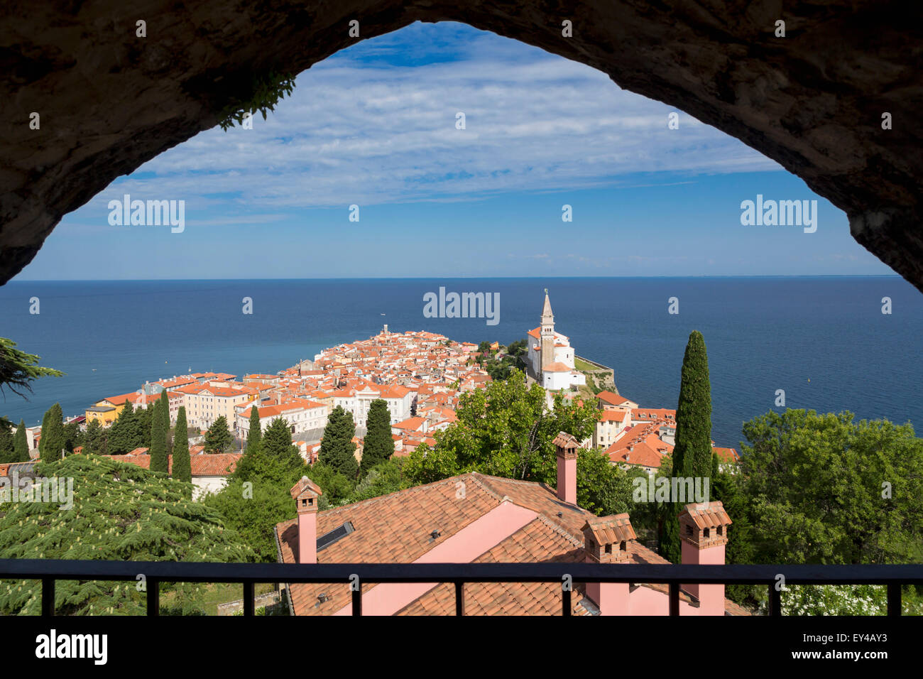 Piran, Primorska, Slovenia. Overall view of the town and of St. George's cathedral from the Town Walls. Stock Photo