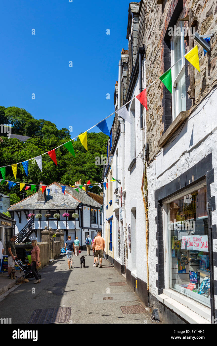 Fore Street in the fishing village of Polperro, Cornwall, England, UK Stock Photo