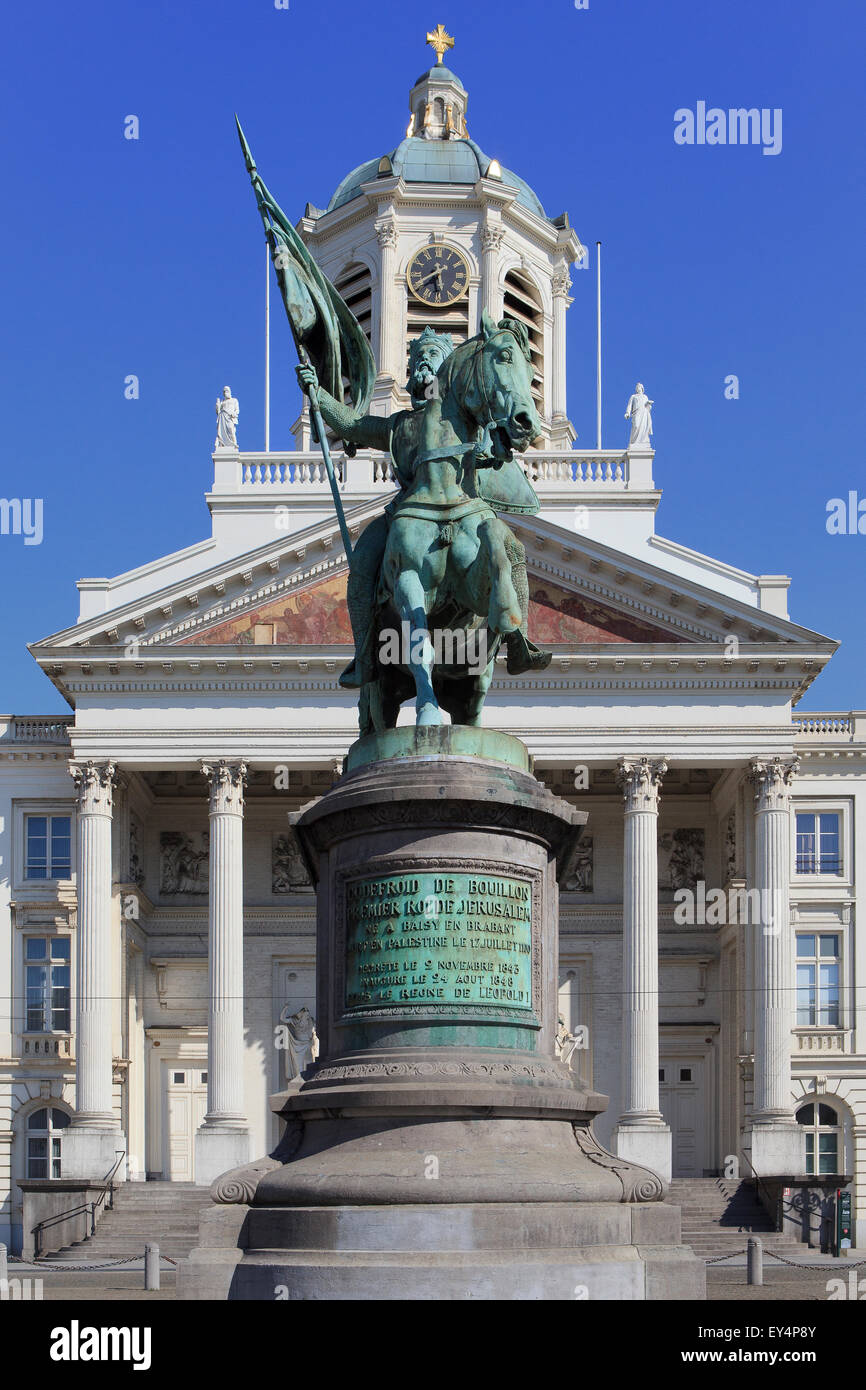 Statue of the leader of the first Crusade, Godfrey of Bouillon, in