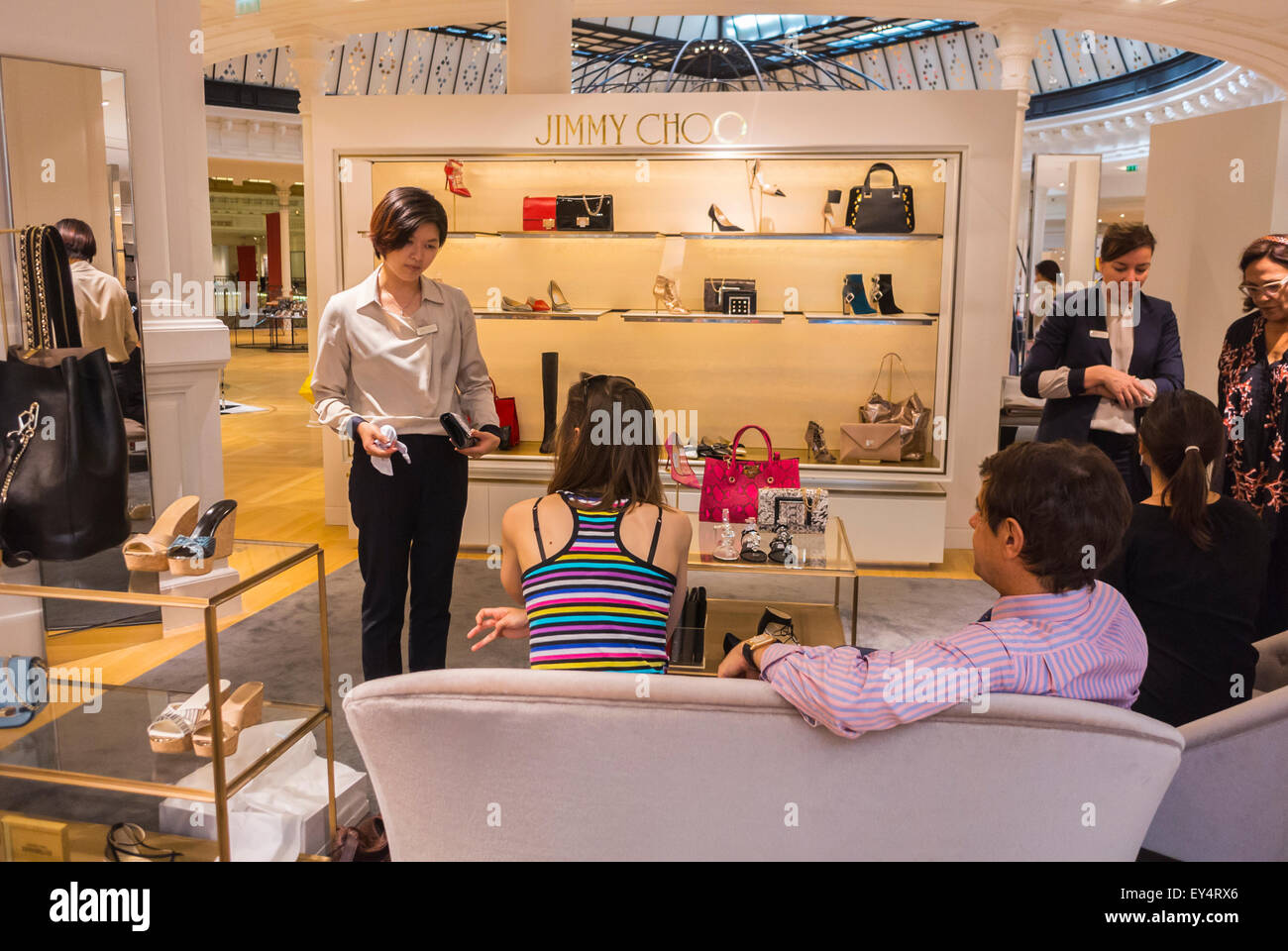 Paris retail selling shopping travel inside luxury stores lifestyle modern  hi-res stock photography and images - Alamy