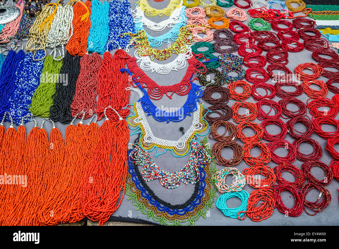 Jewelry otavalo ecuador market hi-res stock photography and images - Alamy