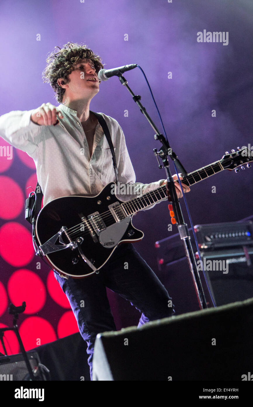 Bollate Milan Italy. 21th July 2015. The British indie-rock band THE KOOKS performs live at Villa Arconati during the 'Villa Arconati Festival' Credit:  Rodolfo Sassano/Alamy Live News Stock Photo