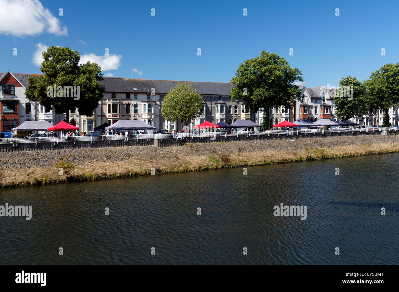 Farmers Market, Fitzhamon Embankment, Riverside Cardiff, Wales, UK. Stock Photo