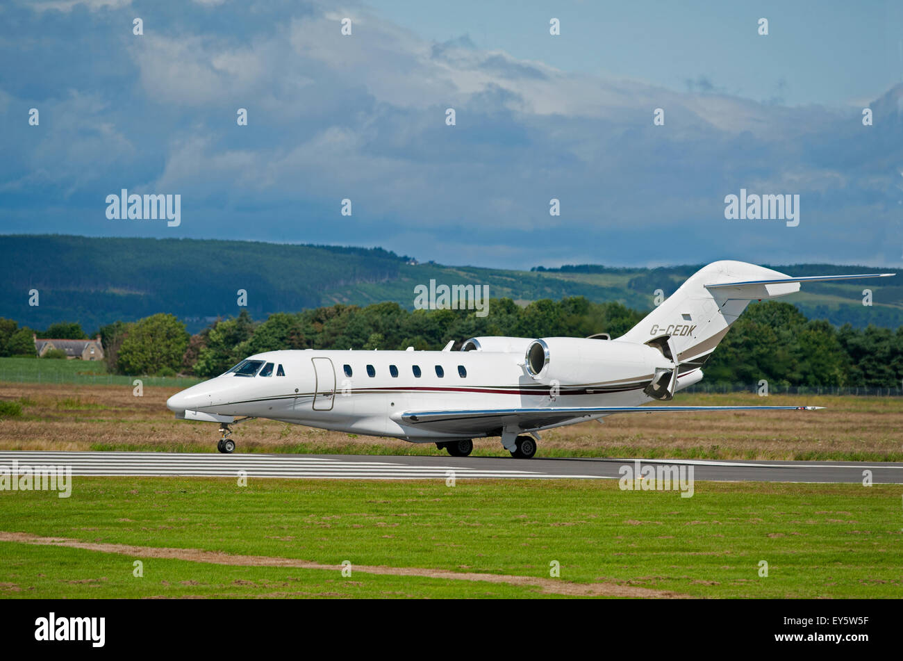 Cessna 750 Citation X Corporate Business Jet Aircraft Sco 9984 Stock Photo Alamy Cessna 750 Citation X Corporate Business Jet Aircraft Sco 9984 Stock Photo Alamy