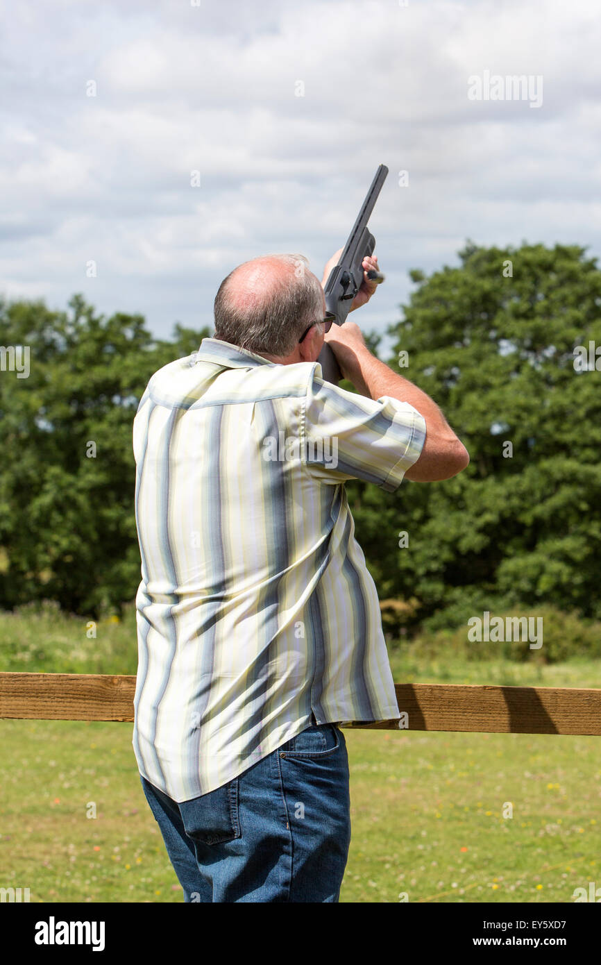 Clay Pigeon Shooting High Resolution Stock Photography And Images - Alamy