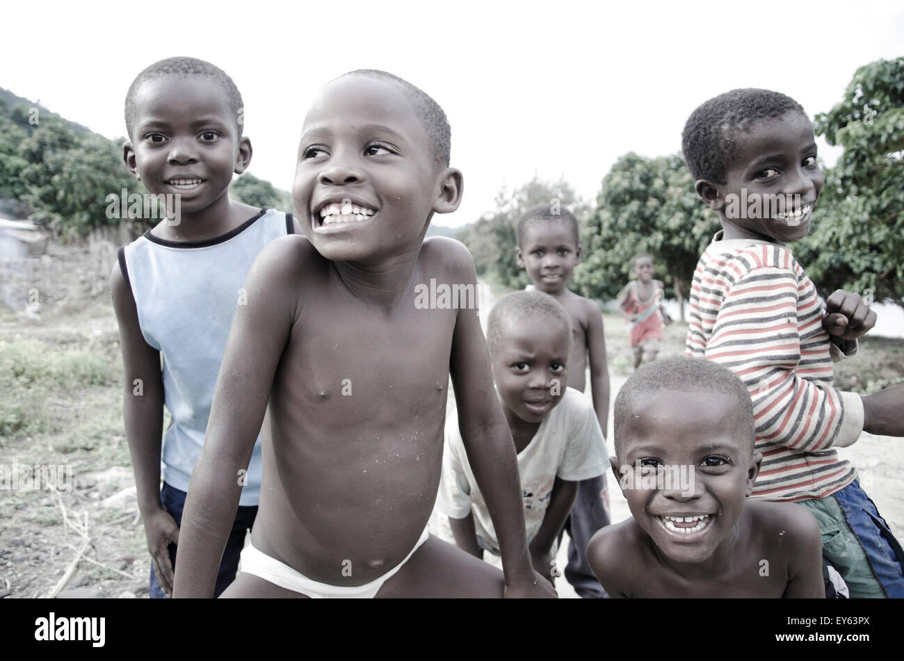 Poor children africa hi-res stock photography and images - Alamy