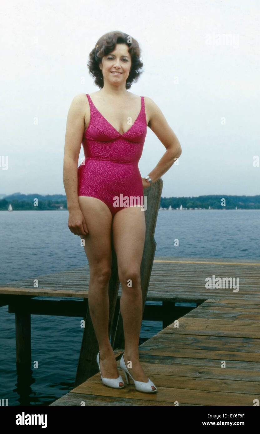 Swimsuit 1970s hi-res stock photography and images - Alamy