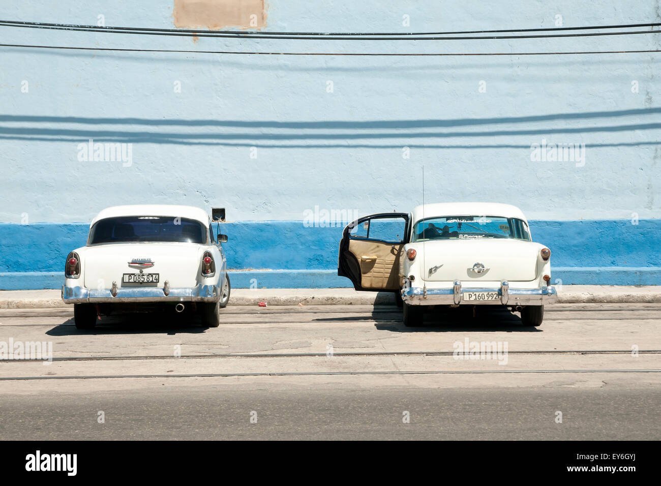 Classic vintage Chevrolet & Oldsmobile automobiles Stock Photo - Alamy